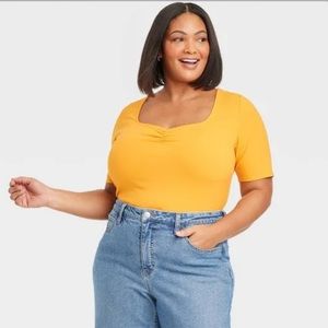 Ava & Viv Slim Fit Cinched Short Sleeve Sweetheart Neck Top